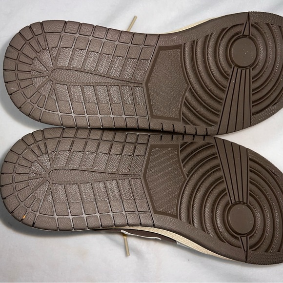 KCPA Men’s Sneakers - Picture 7 of 9